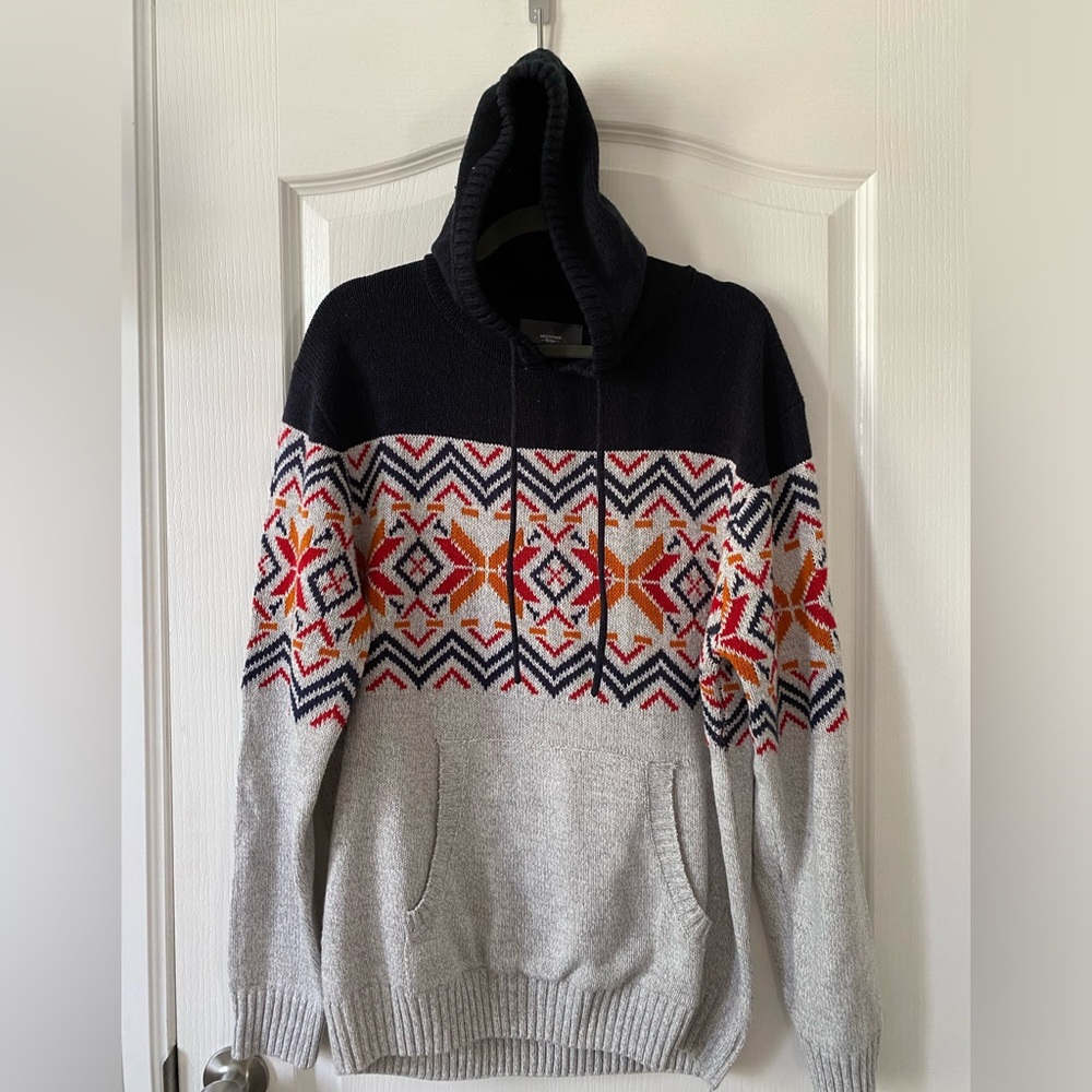 MOUNTAIN RIDGE MENS SWEATER WITH HOOD